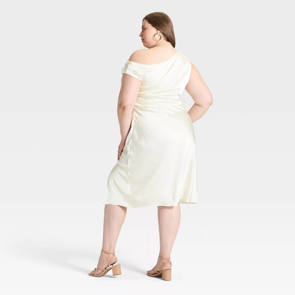 A New Day NWT Cream Satin Short Sleeve Shift Midi Dress 1X - Picture 2 of 4